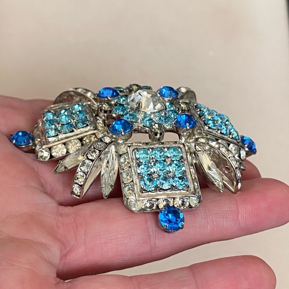 Vintage Blue & Clear Large Rhinestone Brooch - Picture 10 of 13